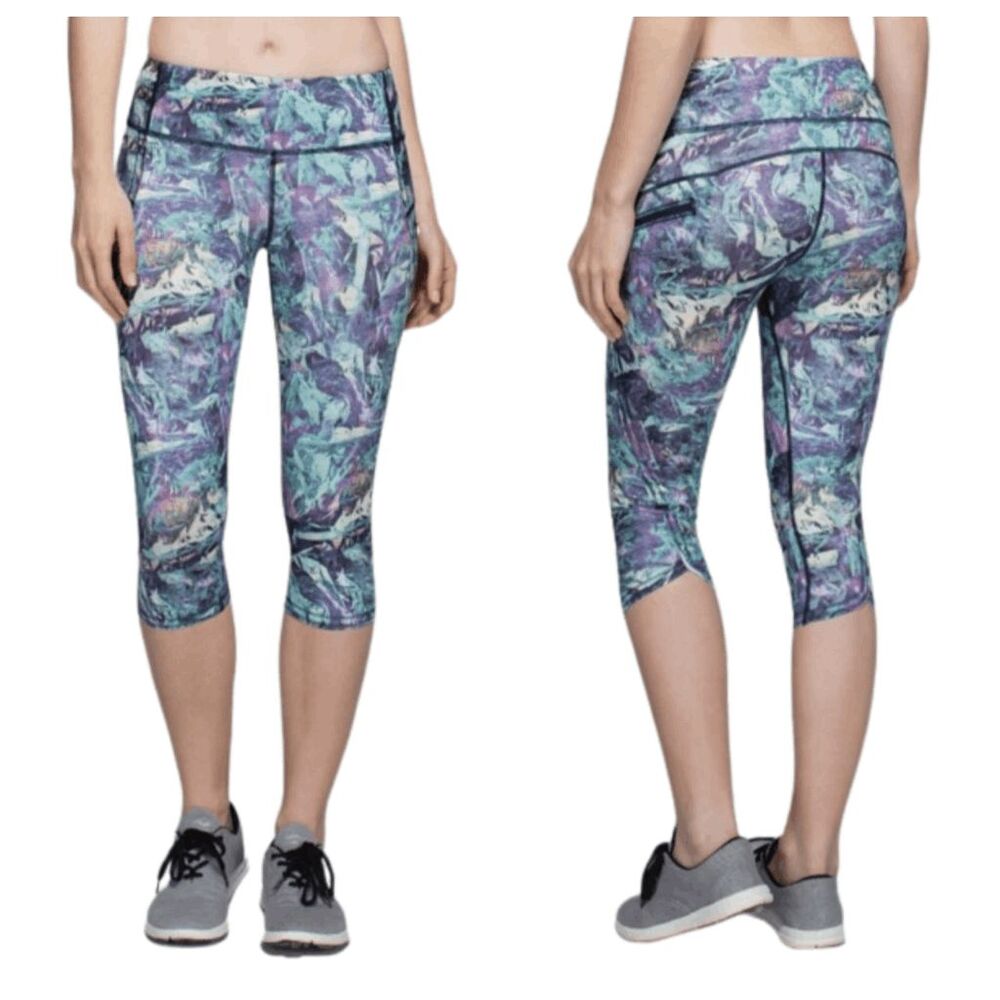 LULULEMON ATHLETICA Top Speed Crop in Iridescent Multi Size 6